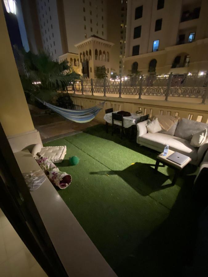 Alexandrina Hostel Dubai Exterior foto